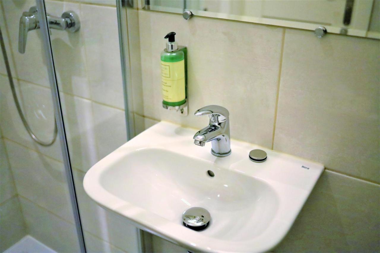 Zyblikiewicza Friendly Apartment 2 คราคูฟ ภายนอก รูปภาพ